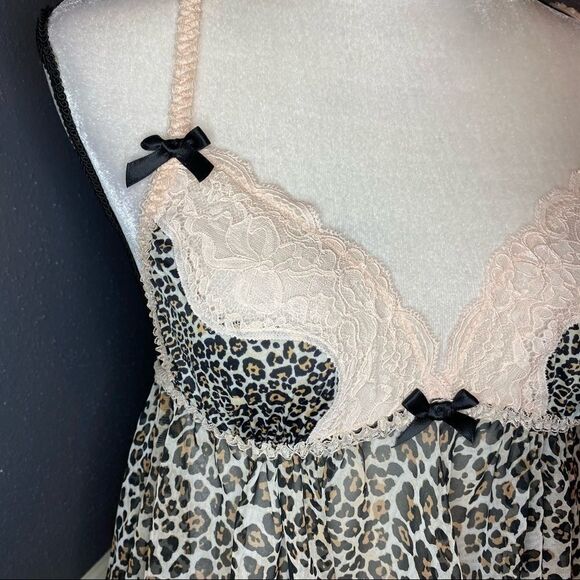 Victoria’s Secret leopard lace lined nightie - Picture 3 of 10